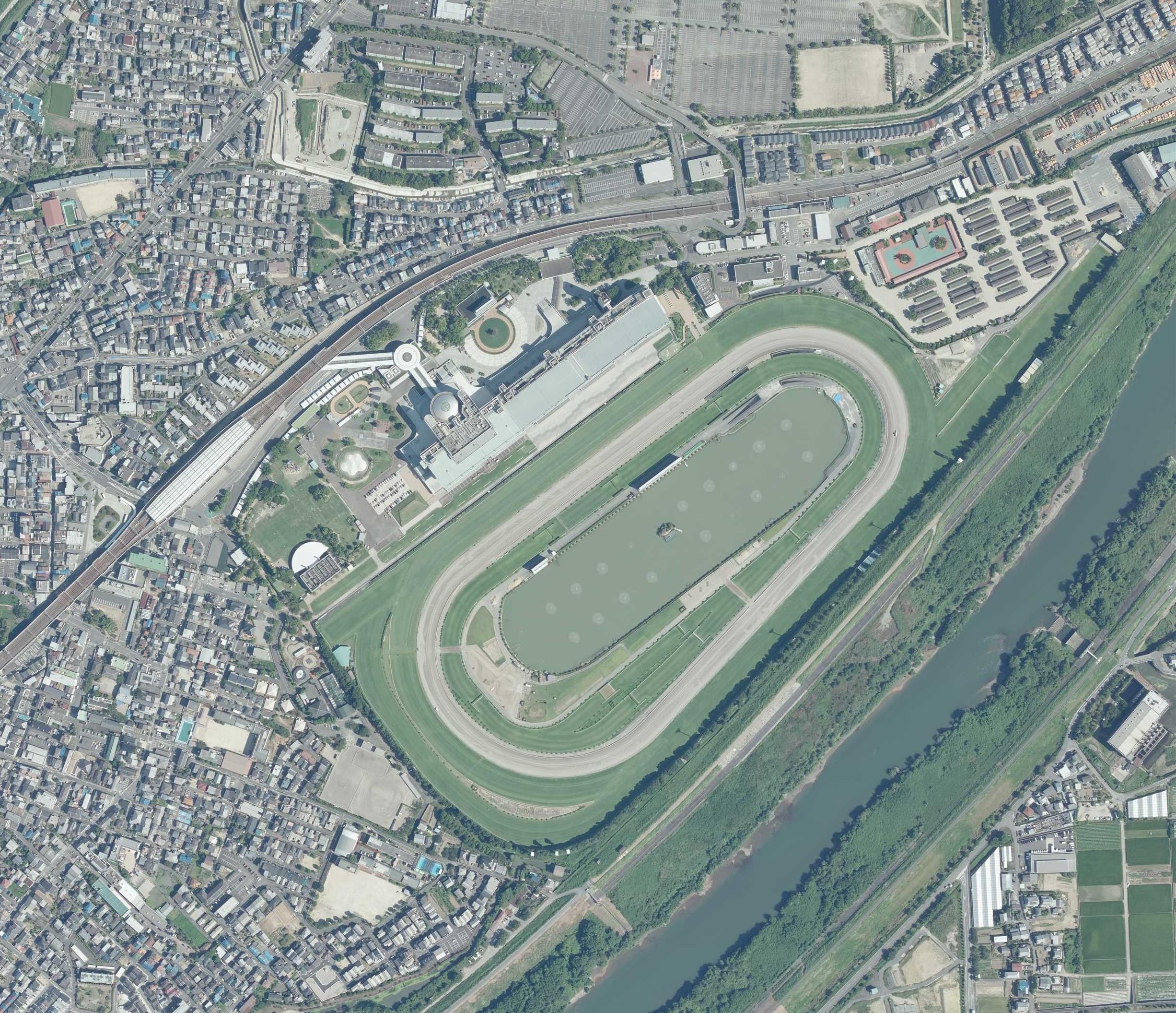 🏇 교토 경마장 이미지 1